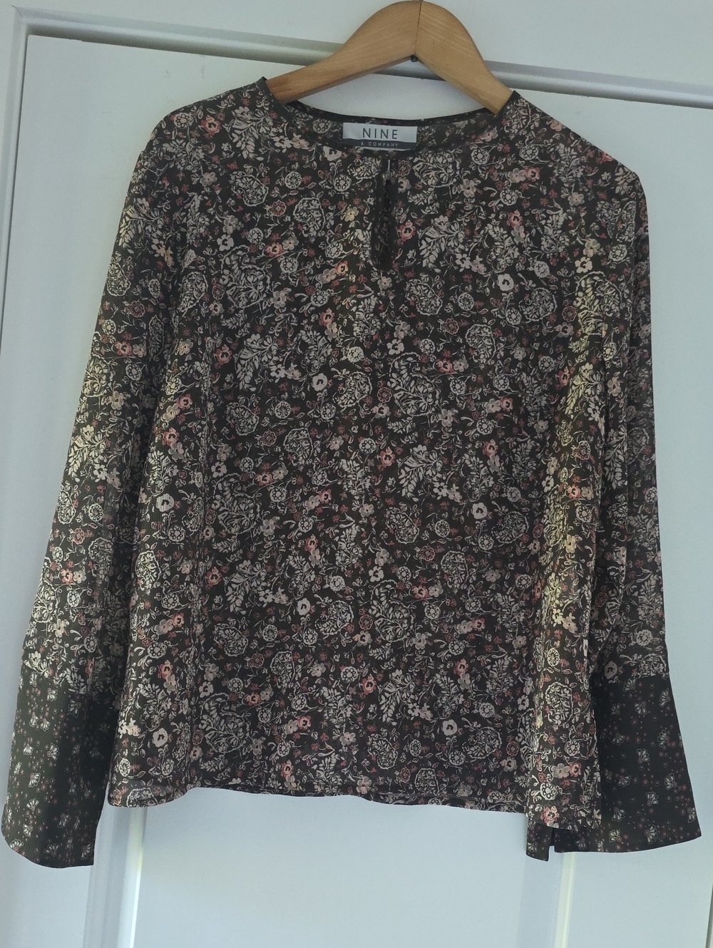 NINE & COMPANY Brown/light Ponk Floral Print Long Sleeve Blouse